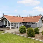 Spacious And Well-kept With And Sauna Near Oer * Ebeltoft