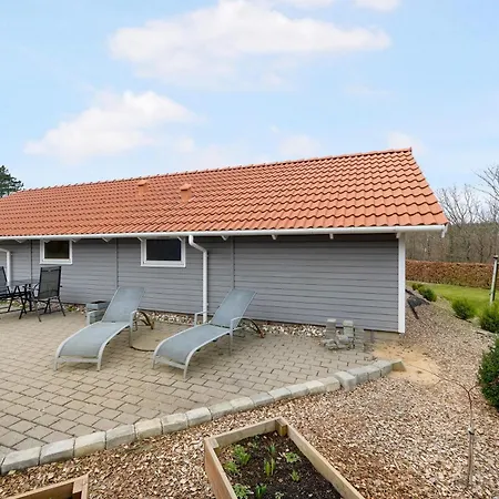 Spacious And Well-kept With And Sauna Near Oer Σπίτι διακοπών