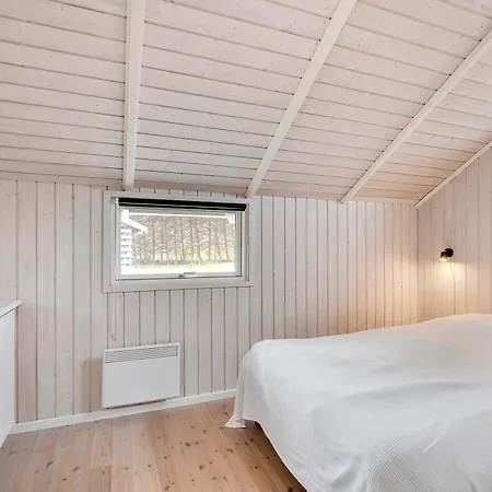 Spacious And Well-kept With And Sauna Near Oer
