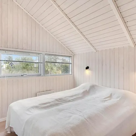 Σπίτι διακοπών Spacious And Well-kept With And Sauna Near Oer Ebeltoft